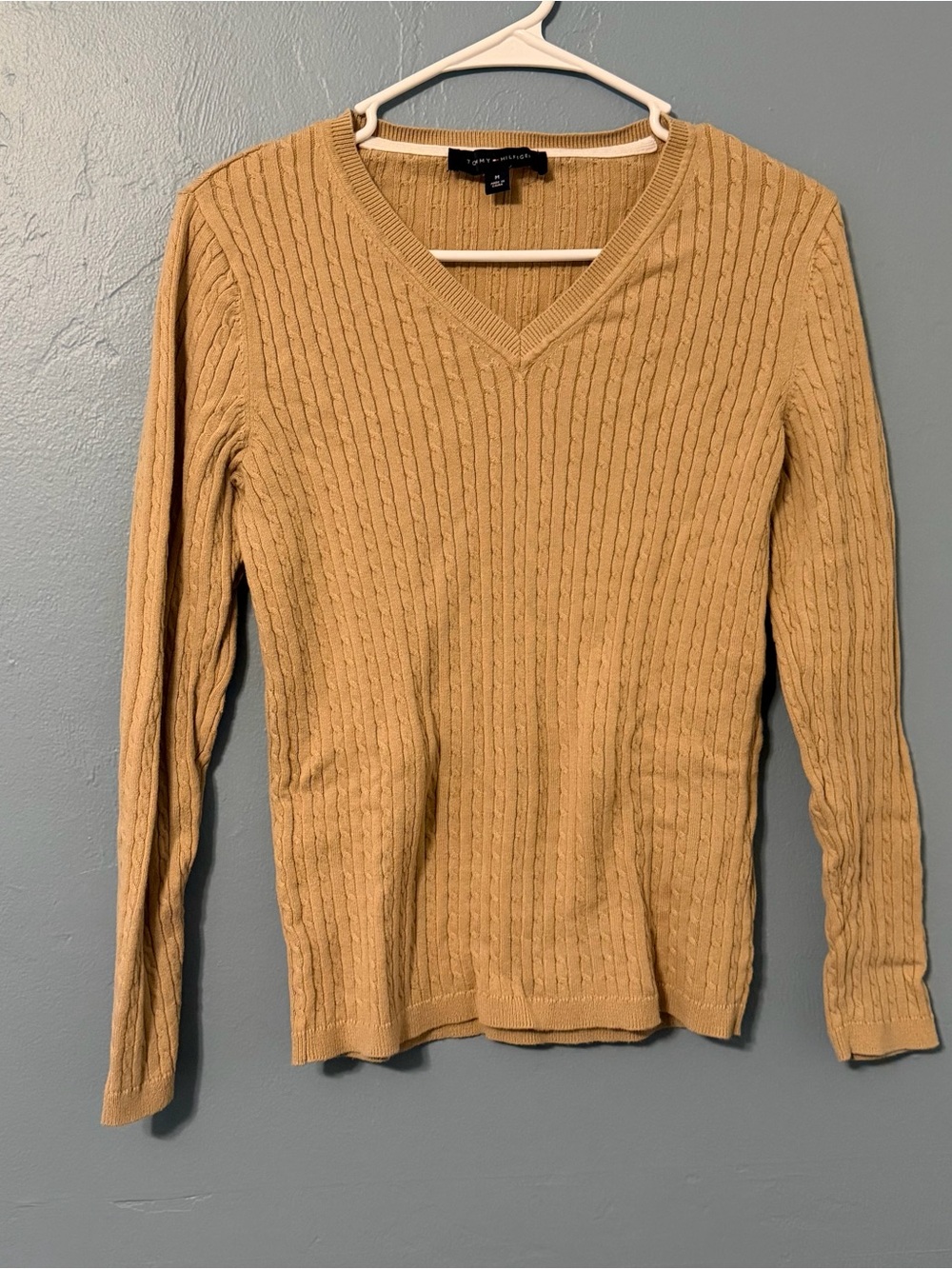 Tommy Hilfiger Women's Cable Knit V-Neck Sweater in Camel Tan